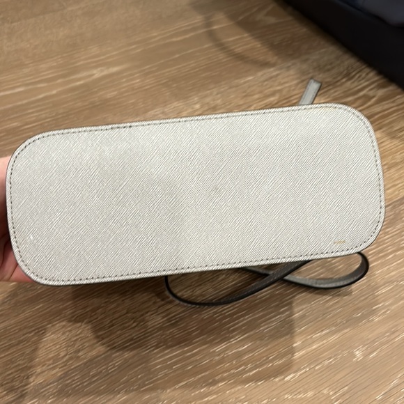 silver/Grey kate spade bag - Picture 4 of 5